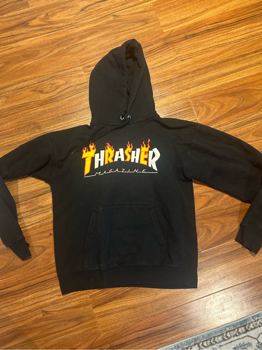 Thrasher magazine black hoodie unisex flame logo sweatshirt size small